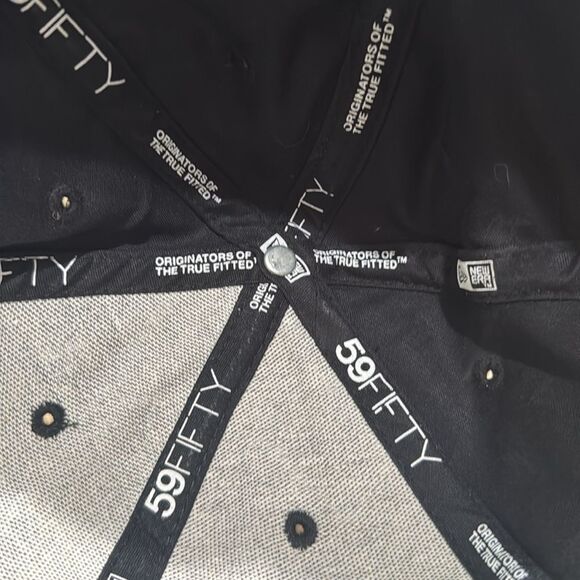 Vintage New Era Famous Stars & Straps 100% Wool Fitted Cap Hat Travis Barker Y2K - Picture 10 of 12